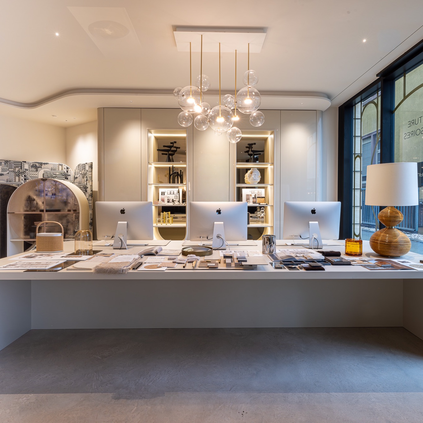 Showroom view in the new PurPur planning studio